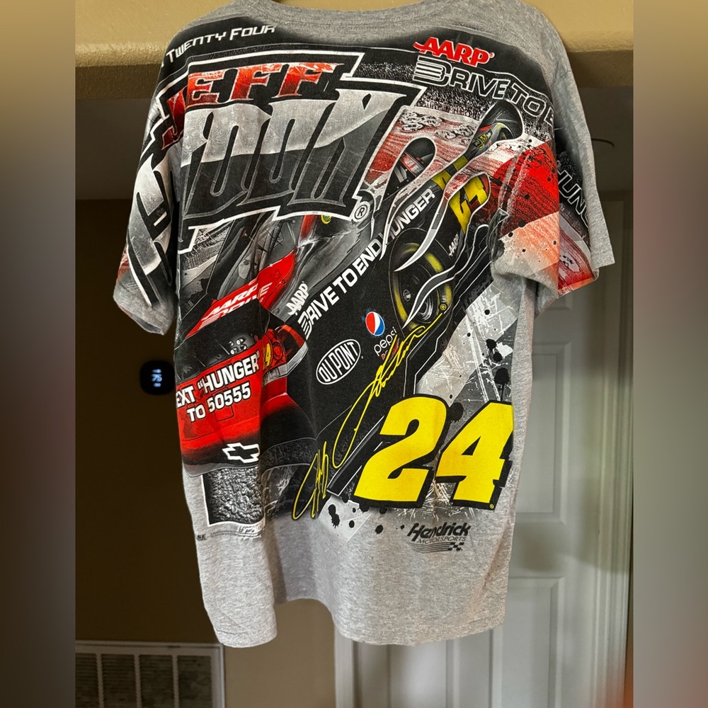 Jeff Gordon chase authentics nascar shirt.